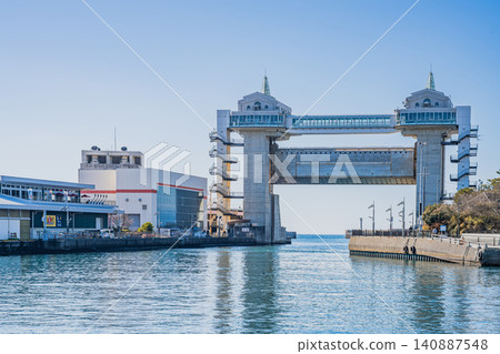 View of the large observation sluice gate "Viewo" at Numazu Port in Numazu City, Shizuoka Prefecture. 140887548