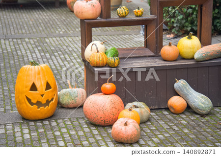 Halloween pumpkin decorations Halloween pumpkin decorations 140892871