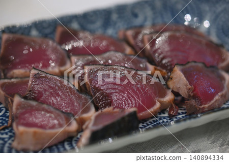 炙烤鰹魚,炙烤鰹魚,炙烤鰹魚 炙烤鰹魚,炙烤鰹魚,炙烤鰹魚 140894334