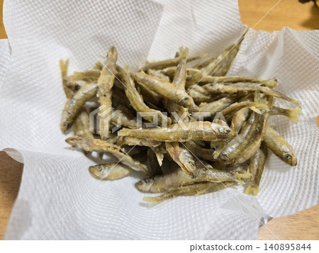 Homemade deep-fried smelt caught in Lake Ashi Homemade deep-fried smelt caught in Lake Ashi 140895844