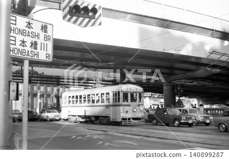 日本橋，一個有軌電車行駛的城市。 140899287