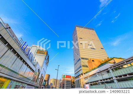Tokyo, Shinjuku cityscape: Shinjuku Station South Exit, JR Shinjuku Miraina Tower and Shinjuku Lumine 2 Tokyo, Shinjuku cityscape: Shinjuku Station South Exit, JR Shinjuku Miraina Tower and Shinjuku Lumine 2 140903221