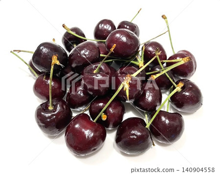 Glossy, dark-colored American cherries, size 106. Glossy, dark-colored American cherries, size 106. 140904558