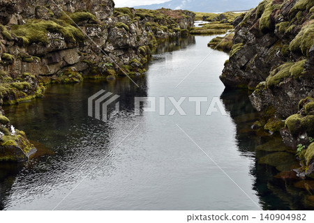 Silfra Fissure filled with glacial water between tectonic plates Silfra Fissure filled with glacial water between tectonic plates 140904982