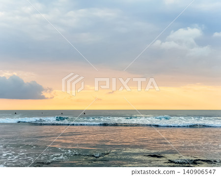 Amazing sunset view on Indian ocean at Bali, Indonesia Amazing sunset view on Indian ocean at Bali, Indonesia 140906547