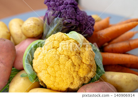 Fresh vegetables. Colorful vegetable . Healthy vegetable . Assortment of fresh vegetables Fresh vegetables. Colorful vegetable . Healthy vegetable . Assortment of fresh vegetables 140906914