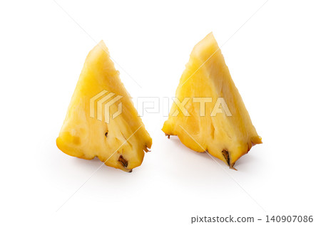 Pineapple, fruit, tropical, back removed, cutting path, fresh pineapple fruit, パイナップル Pineapple, fruit, tropical, back removed, cutting path, fresh pineapple fruit, パイナップル 140907086