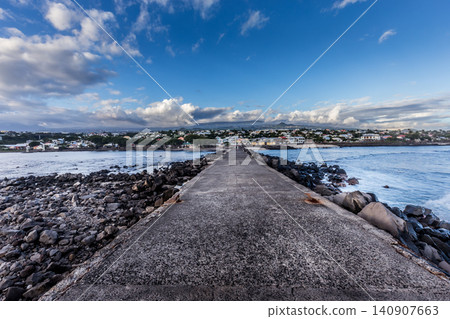 Jetty in Saint-Pierre, La Reunion island Jetty in Saint-Pierre, La Reunion island 140907663