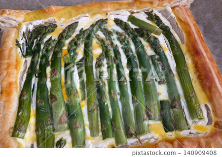 Fresh Green Asparagus Tart with Creamy Cheese and Flaky Puff Pastry Fresh Green Asparagus Tart with Creamy Cheese and Flaky Puff Pastry 140909408