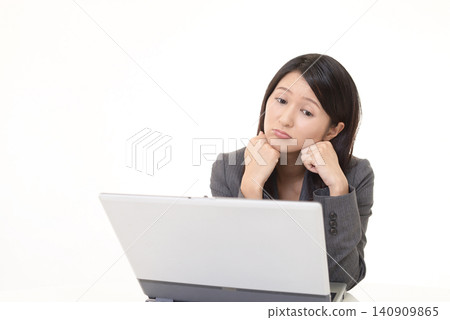 Worried business woman Worried business woman 140909865