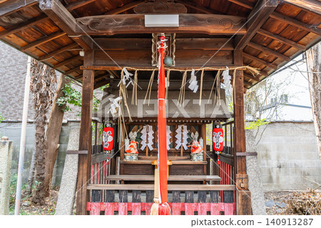 Kyoto, Reikoden Tenmangu Shrine, subsidiary shrine, Oimatsu Shrine: Inari Okami (a shrine founded by a descendant of Sugawara no Michizane by imperial command) Kyoto, Reikoden Tenmangu Shrine, subsidiary shrine, Oimatsu Shrine: Inari Okami (a shrine founded by a descendant of Sugawara no Michizane by imperial command) 140913287