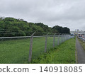 沿著宜野灣美軍基地的圍欄 140918085
