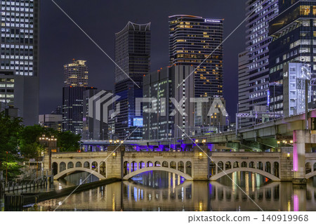 Osaka night view: Nakanoshima, Suishobashi Bridge and Dojima River, Osaka City, Osaka Prefecture 140919968