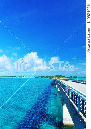 Okinawa Blue sky and sea from Ikema Bridge Okinawa Blue sky and sea from Ikema Bridge 140921666