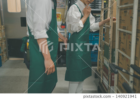 超級市場 超市 店員 140921941