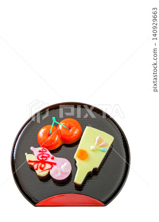 Celebratory sweets (yokan) served on a Japanese plate, New Year's image, New Year's card material Celebratory sweets (yokan) served on a Japanese plate, New Year's image, New Year's card material 140929663