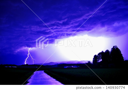 霹靂 霹靂 140930774