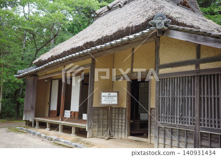 柳田邦夫的出生地位於兵庫縣神崎郡福崎町。 柳田邦夫的出生地位於兵庫縣神崎郡福崎町。 140931434