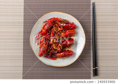 spicy Sichuan Crayfish with Chili and Sichuan Peppercorn 140933900