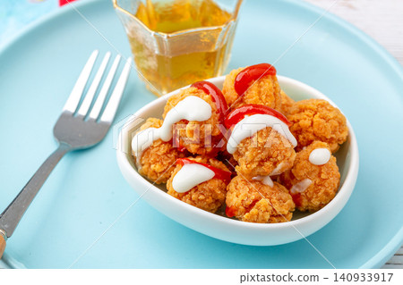 taiwanese Salt and Pepper Crispy Chicken Popcorn taiwanese Salt and Pepper Crispy Chicken Popcorn 140933917