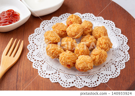 taiwanese Salt and Pepper Crispy Chicken Popcorn taiwanese Salt and Pepper Crispy Chicken Popcorn 140933924