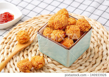 taiwanese Salt and Pepper Crispy Chicken Popcorn taiwanese Salt and Pepper Crispy Chicken Popcorn 140933926