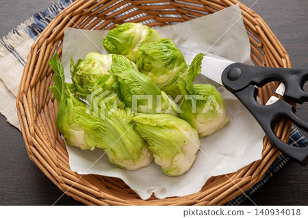 fresh Sichuan Baby Cabbage, Traditional Chinese Leaf Vegetable fresh Sichuan Baby Cabbage, Traditional Chinese Leaf Vegetable 140934018