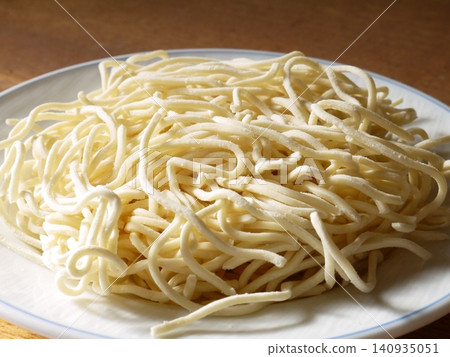 Ramen noodles before boiling Ramen noodles before boiling 140935051