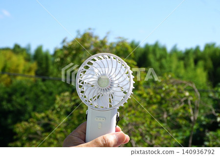 Handy fan Handy fan 140936792