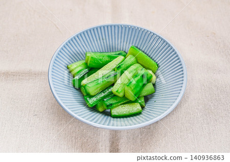 Stir-fried cucumber with jade Stir-fried cucumber with jade 140936863