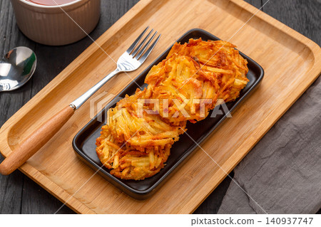 deep fried crispy shredded potato cakes a popular Chinese dim sum snack deep fried crispy shredded potato cakes a popular Chinese dim sum snack 140937747