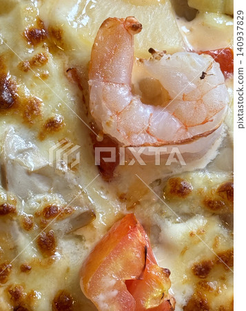 Macro Close Up Details Of Shrimp And Tomato Pizza Topping 140937829