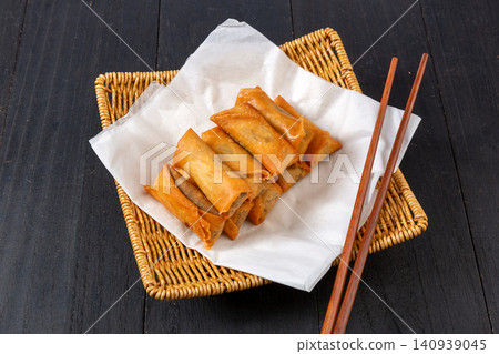 crispy Sweet Red Bean Paste Spring Rolls, Crunchy Deep Fried Asian Dim Sum Dessert crispy Sweet Red Bean Paste Spring Rolls, Crunchy Deep Fried Asian Dim Sum Dessert 140939045