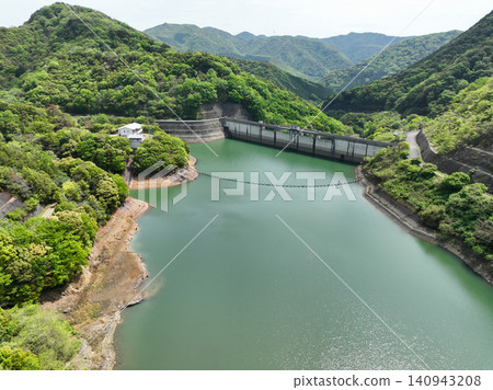 Senzoku Dam, Higashikagawa City, Kagawa Prefecture Senzoku Dam, Higashikagawa City, Kagawa Prefecture 140943208