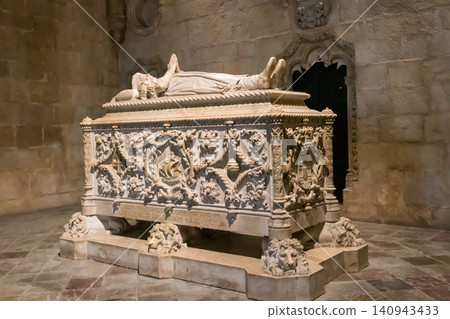Vasco da Gama tomb in of a church in Jeronimos (Hieronymites) monastery in Lisbon, Portugal Vasco da Gama tomb in of a church in Jeronimos (Hieronymites) monastery in Lisbon, Portugal 140943433