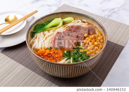 traditional Chinese Rice Noodles with Sliced Beef and Pickled Vegetables traditional Chinese Rice Noodles with Sliced Beef and Pickled Vegetables 140946152