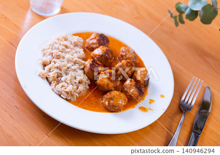 Meatballs albondigas in red gravy with porridge oatmeal Meatballs albondigas in red gravy with porridge oatmeal 140946294