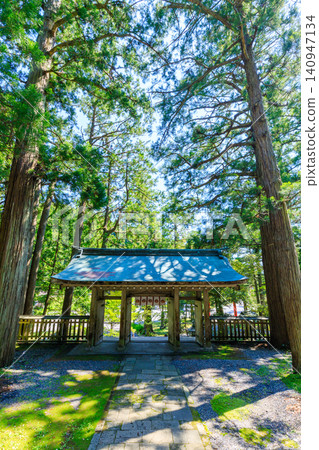 初夏時節,佐渡國一宮神社(位於新潟縣佐渡市佐渡島)的道津神社,佐渡國排名第一的神社。 初夏時節,佐渡國一宮神社(位於新潟縣佐渡市佐渡島)的道津神社,佐渡國排名第一的神社。 140947134