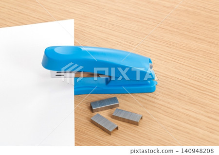 Stapler Stapler Stapler Stapler 140948208