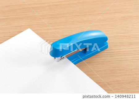 訂書機 訂書機 140948211