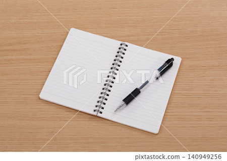圓珠筆和記事本 圓珠筆和記事本 140949256