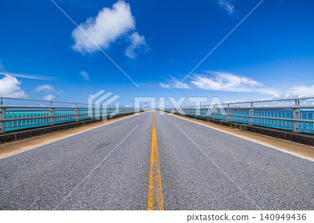 A spectacular view from Irabu Bridge in Miyako Island 140949436