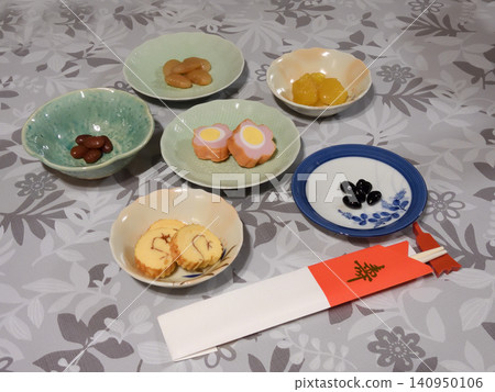 Osechi (New Year's dishes) Osechi (New Year's dishes) 140950106