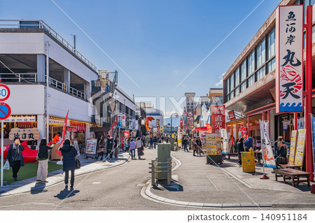 Streetscape around Numazu Fishing Port in Numazu City (Shizuoka Prefecture) Streetscape around Numazu Fishing Port in Numazu City (Shizuoka Prefecture) 140951184