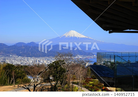 從日本平夢台眺望富士山和清水市，1月，靜岡縣87年：富士山和清水市/日本平夢台觀景台 140952715