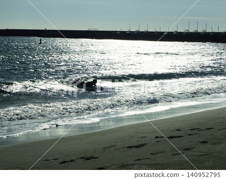 茅崎海岸衝浪者 茅崎海岸衝浪者 140952795