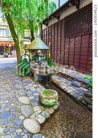 夏天的郡上八幡:谷中水路 夏天的郡上八幡:谷中水路 140954623