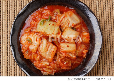 Chinese cabbage kimchi 140955074