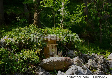 In Sazareishi Park in Himachi, Ibigawa Town, Gifu Prefecture, there is a sazareishi (small pebbles) that are mentioned in the Japanese national anthem, Kimigayo. In Sazareishi Park in Himachi, Ibigawa Town, Gifu Prefecture, there is a sazareishi (small pebbles) that are mentioned in the Japanese national anthem, Kimigayo. 140956473