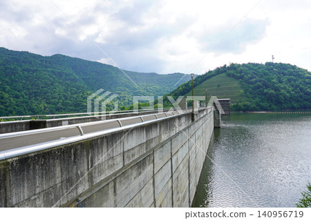 Bank of Takisato Dam Bank of Takisato Dam 140956719